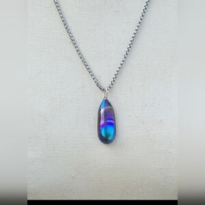 Iridescent Dichroic Teardrop Pendant Necklace - Multicolor